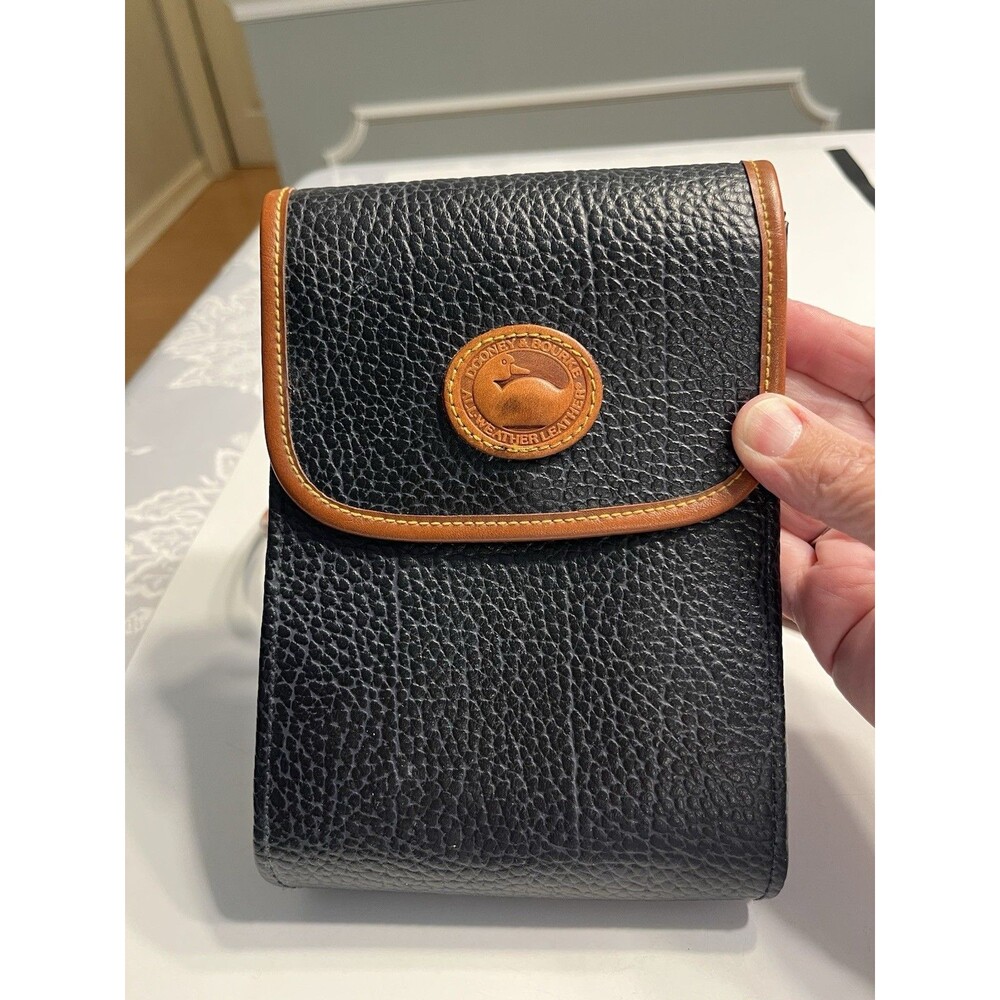 Vtg Dooney and Bourke Black Pebbled Leather Crossbody Wallet Handbag USA